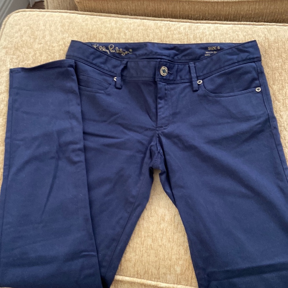 Lily Pulitzer Worthy Skinny navy pants. Size 6.